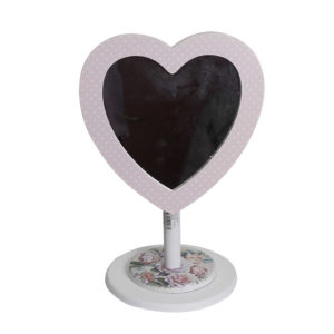 Specchio a cuore