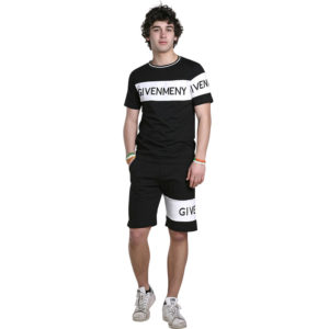 T-shirt e pinocchietto