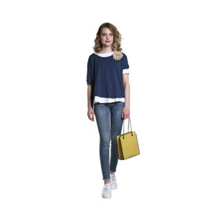 Maglia doppio strato e jeans con perle