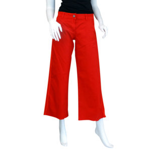 Pantaloni svasati
