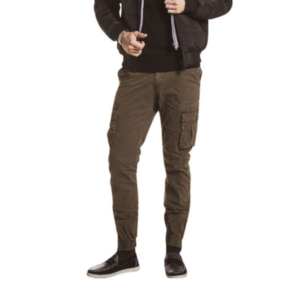 Pantalone con tasche laterali